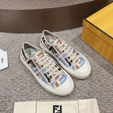 Fendi Low Shoes